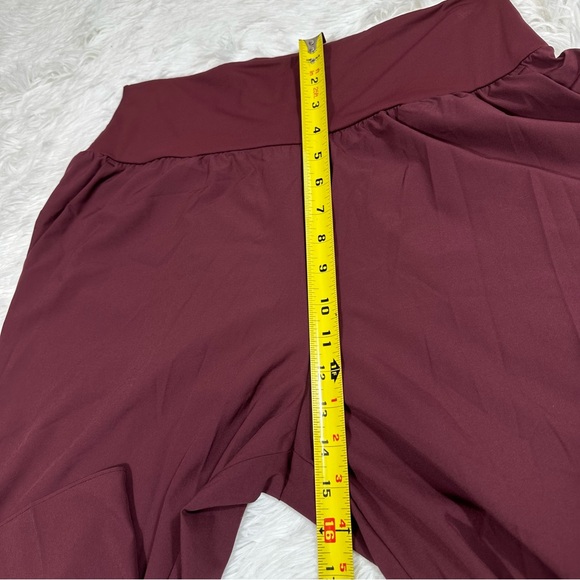 Halara Womens Large Breezeful High Waisted Tummy Control Wide Leg Pants Burgundy - Picture 9 of 11